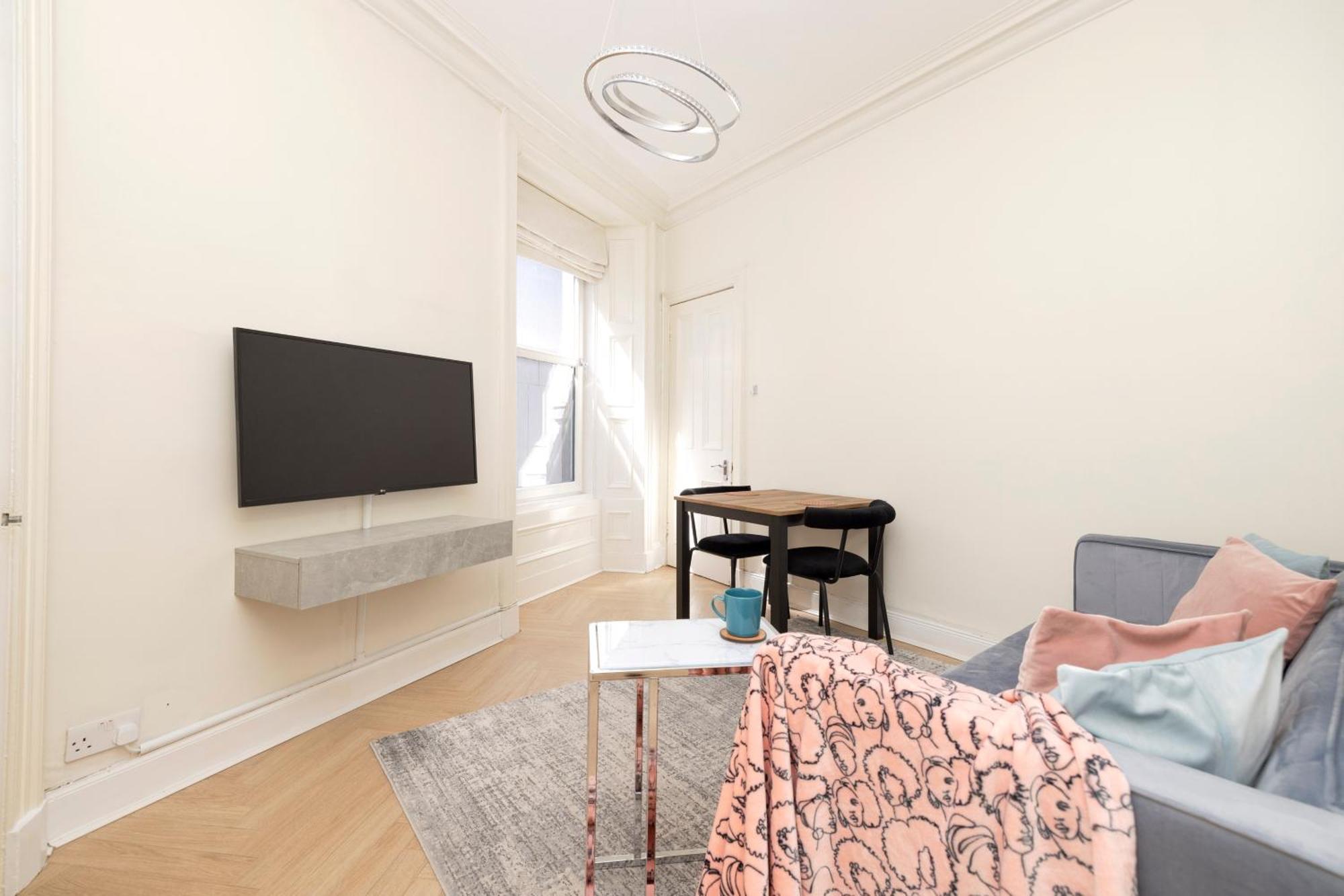 에든버러 Joivy Modern Flat In City Centre - For Up To 3 Guests 아파트 외부 사진