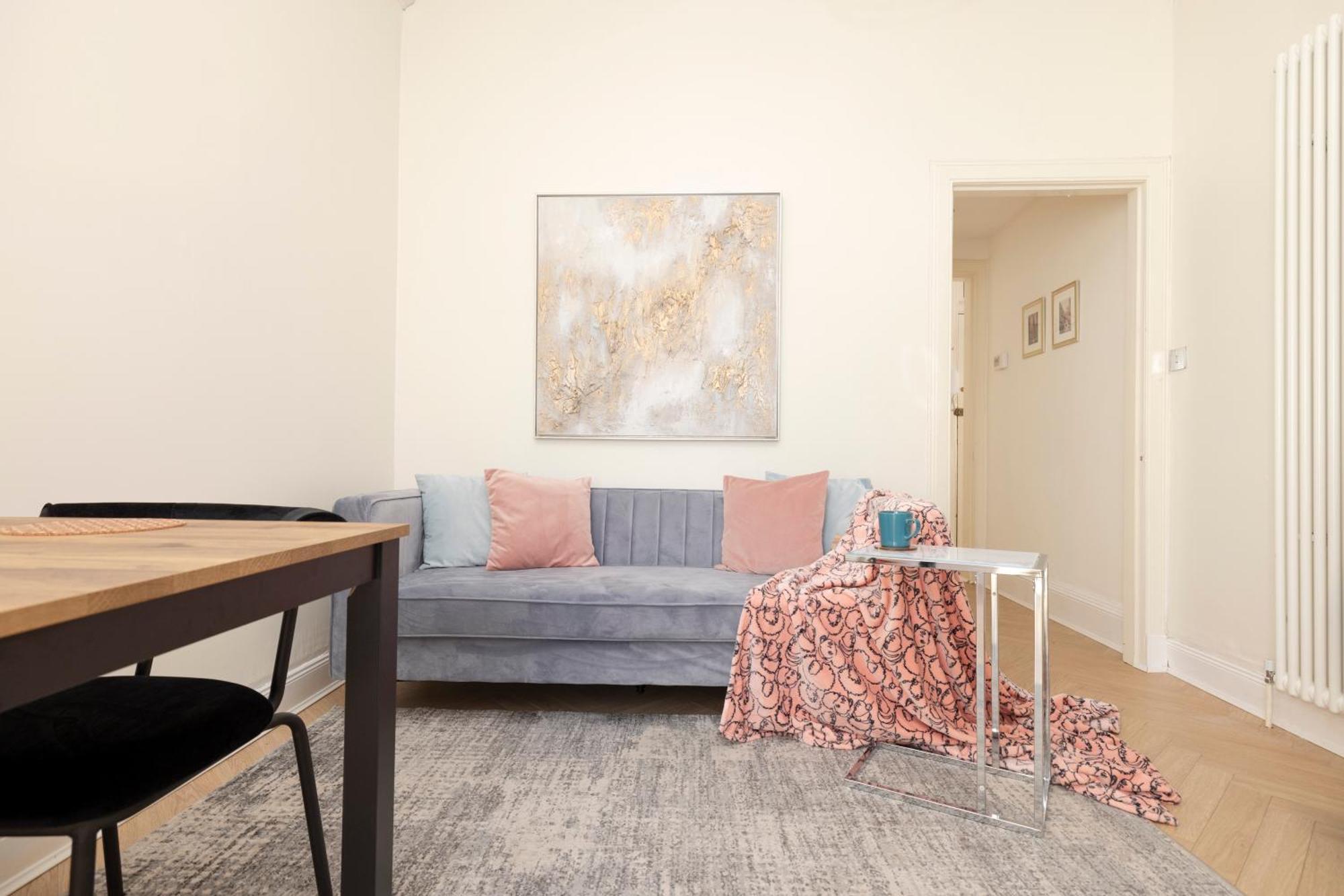 에든버러 Joivy Modern Flat In City Centre - For Up To 3 Guests 아파트 외부 사진